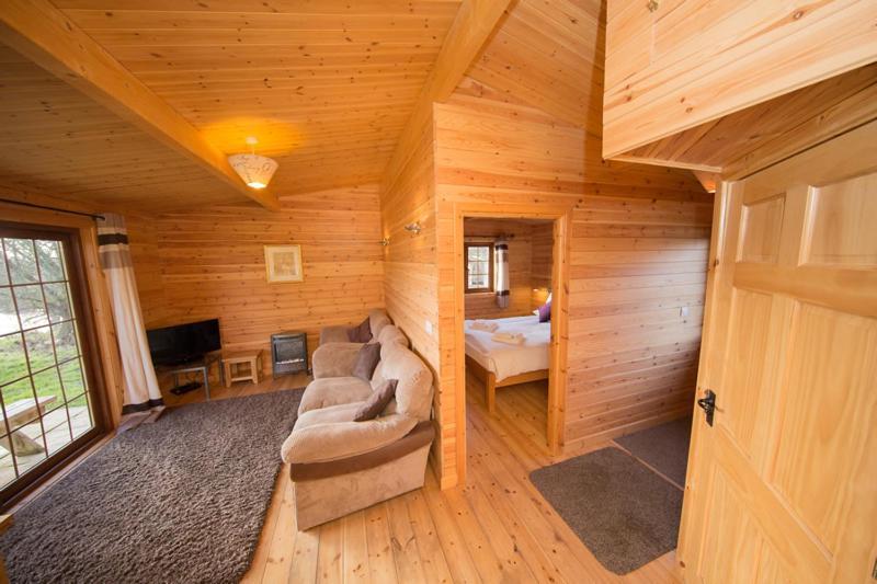 Wall Eden Farm - Luxury Log Cabins And Glamping 海布里奇 外观 照片