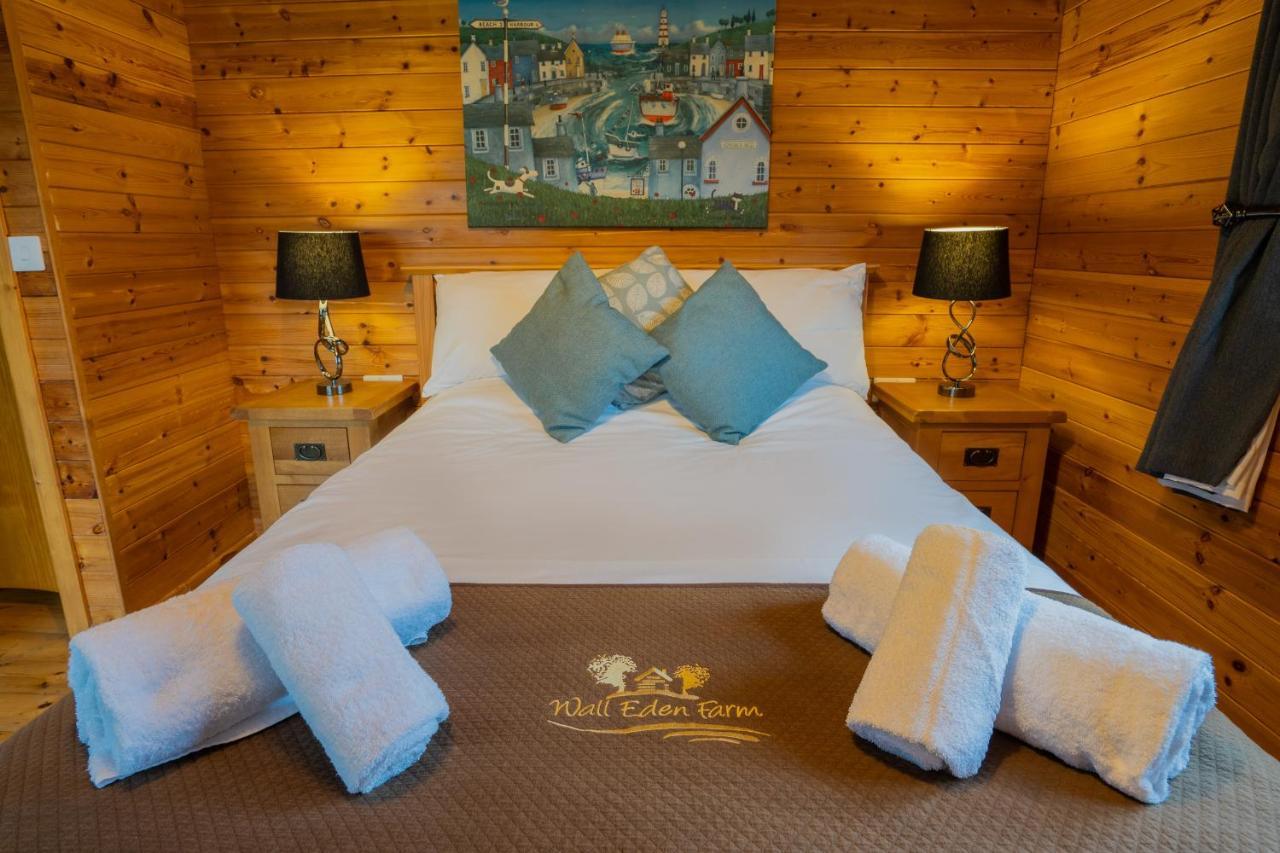 Wall Eden Farm - Luxury Log Cabins And Glamping 海布里奇 外观 照片